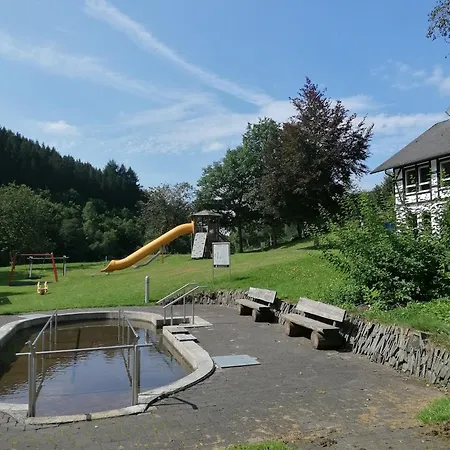 Wiese שמאלנברג