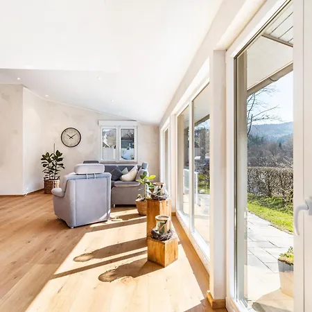 Wiese שמאלנברג